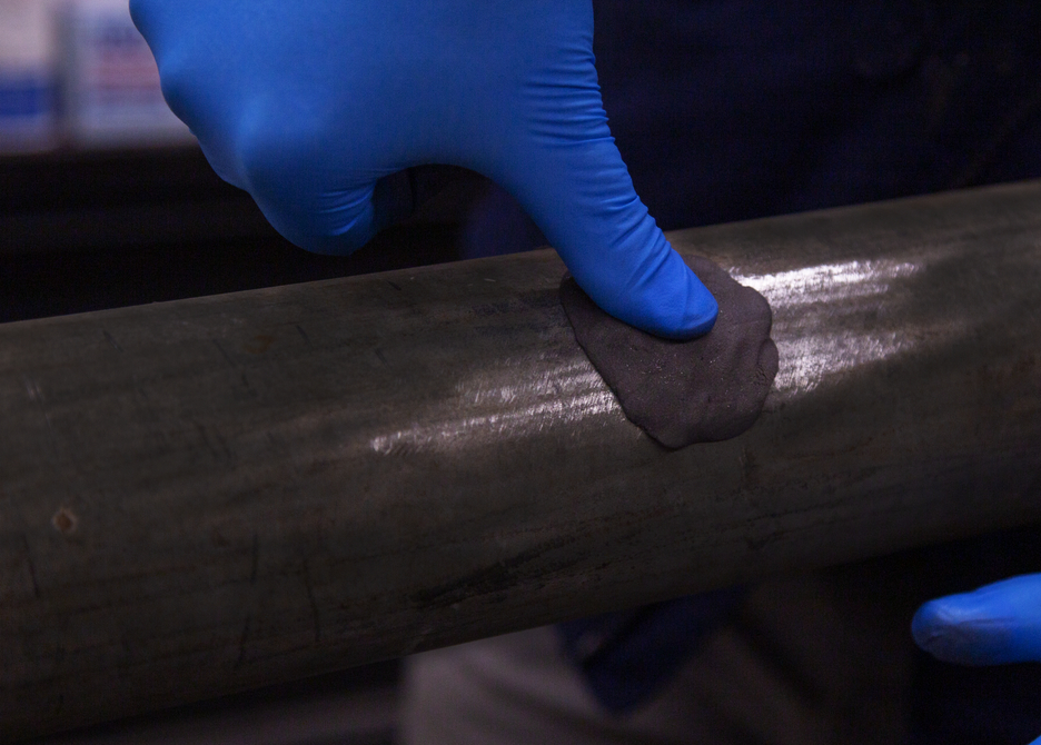 Repair Stick Stahl | Reparaturknete mit Trinkwasserzulassung