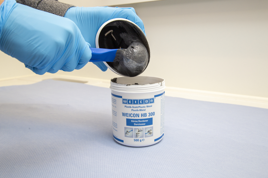 WEICON HB 300 | sistema a base di resina epossidica resistente alle alte temperature per riparazioni e stampaggio