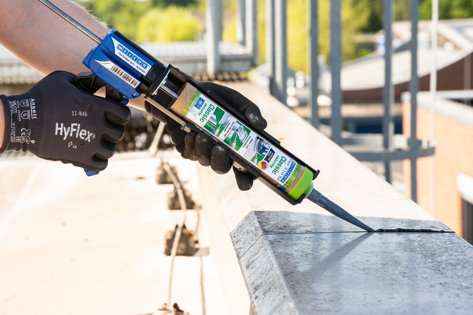 Flex 310 M® Classic | MS polymer-based elastic adhesive for versatile use