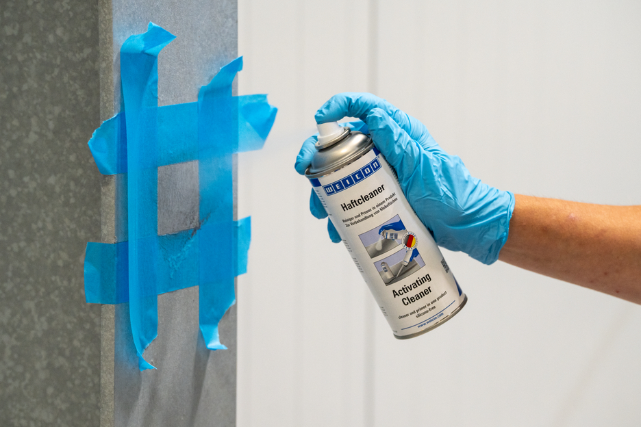 Spray Nettoyant-Activateur de surface | Degreaser and adhesive primer before bonding