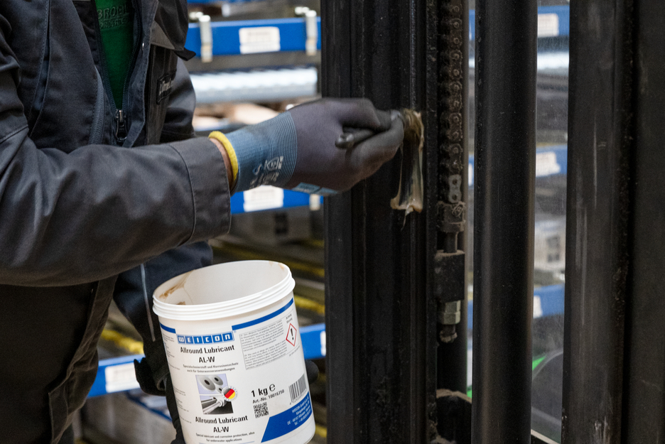 Grasso ad alte prestazioni AL-W | Lubrificante speciale anche sott‘acqua