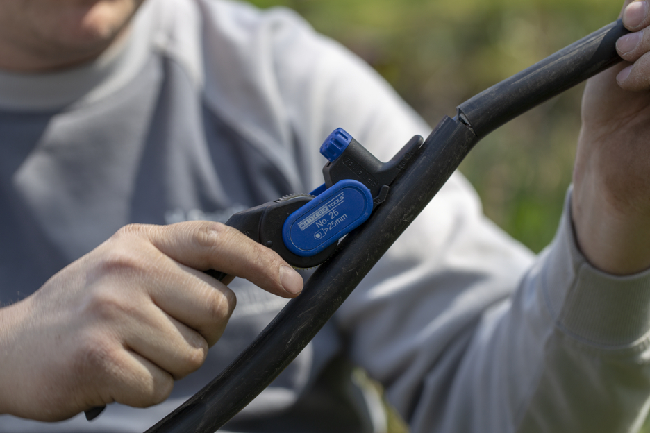 Tagliaguaina Esterna No. 25 | Coltello per cavi per tagli longitudinali e circolari su cavi tondi a partire da 25 mm di Ø