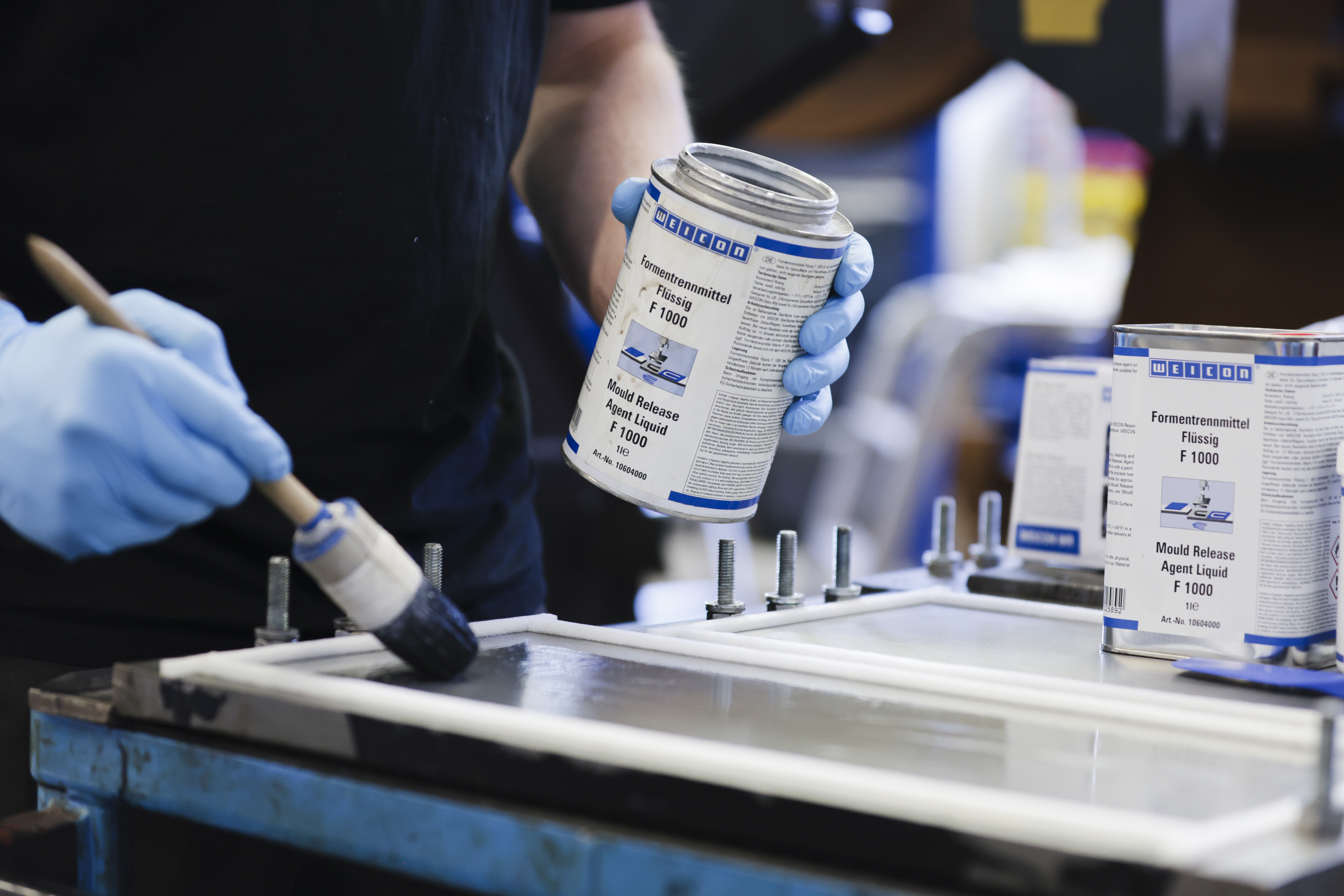 Mould Release Agent Liquid F 1000 | for smooth surfaces