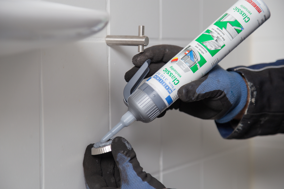 Flex 310 M® Classic | MS polymer-based elastic adhesive for versatile use