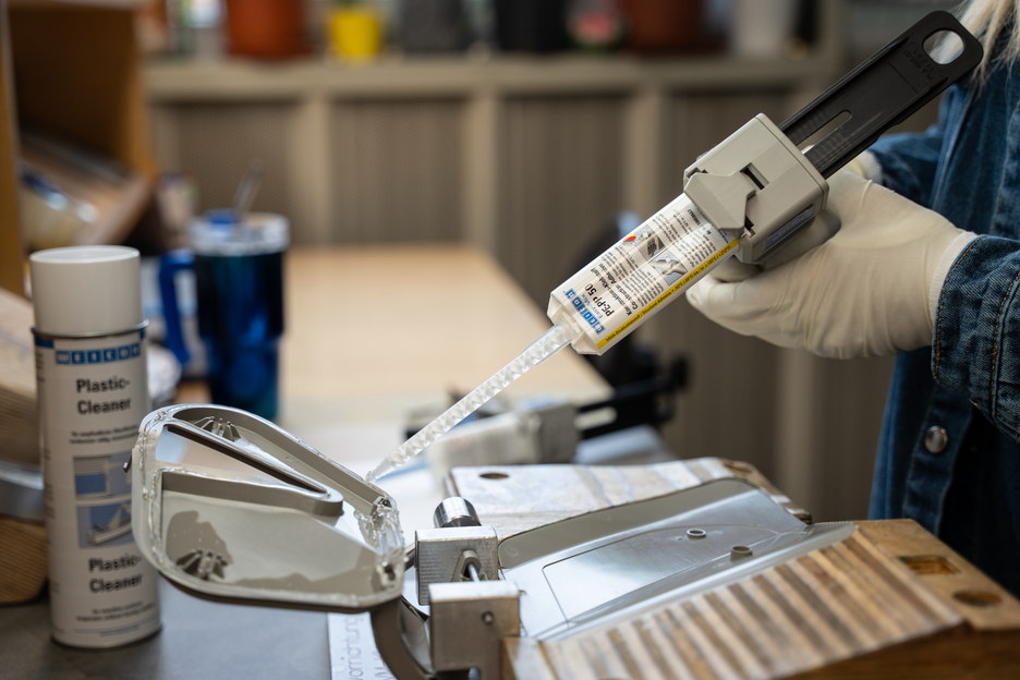 Easy-Mix PE-PP 50 | Konstruktions-Klebstoff auf Methylacrylatbasis für spezielle Kunststoffe